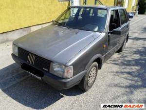 FIAT UNO 83-89 Jobb első ajtóüveg