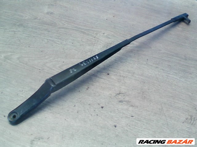 VOLKSWAGEN Touran 2003.04.01-2006.11.30 Ablaktörlő kar bal első 1. kép