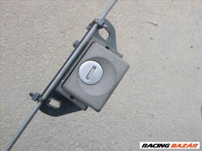 Opel Astra F KOMBI 1999    csomagtér nyitógomb   KULCS NÉLKÜL