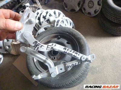 Audi A4 (B5 - 8D) B5 - 8D , VW PASSAT B5.5 SEDAN csomagtérajtó zsanér 8D5827301-302