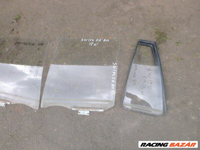 Suzuki Swift III 1998 5 AJTÓS HÁTSÓ ajtóüveg  3. kép