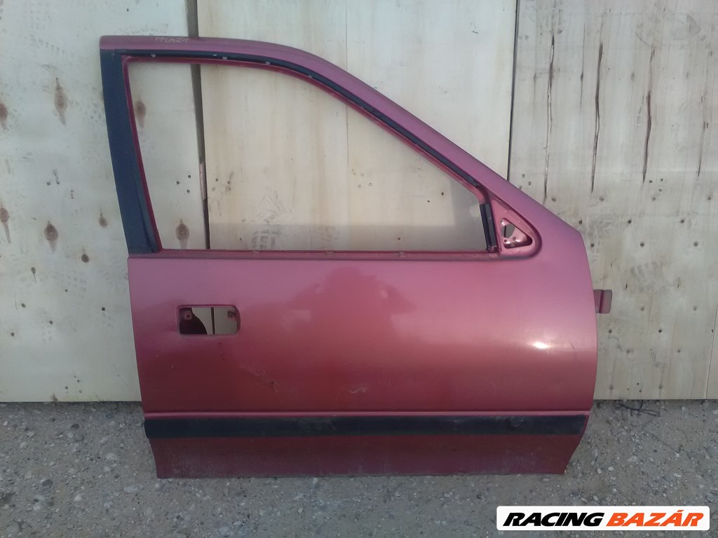 SUZUKI SWIFT 96-05 Jobb első ajtó. 1. kép