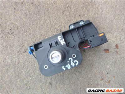 Opel Corsa C 1.2 2002 CSOMAGTÉR KÜLSŐ ZÁR KULCS NÉLKÜL gm09183495
