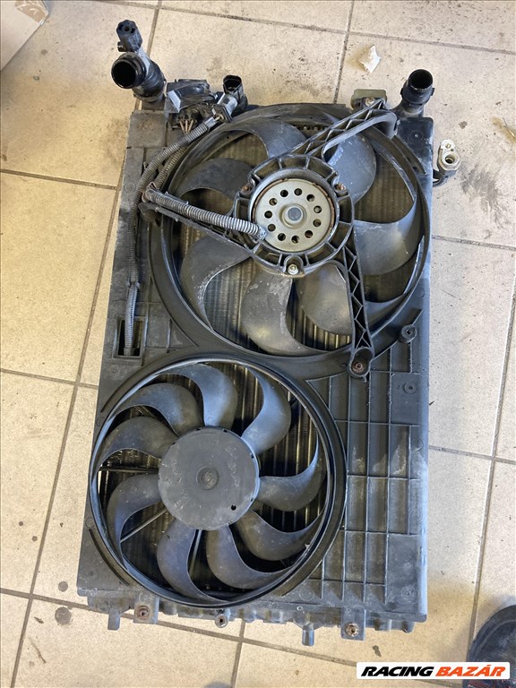 Skoda Fabia hűtő ventilátor motor  2. kép