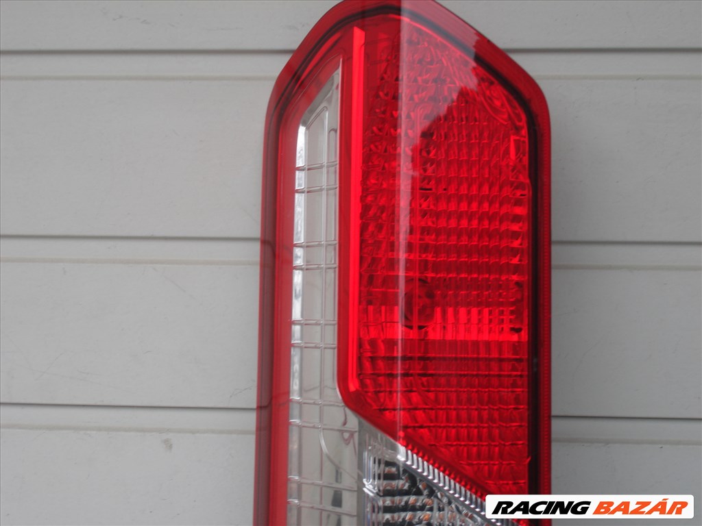 Ford Tranzit MK8 Bal hátsó gyári lámpa BK3113405AG 2014-től 3. kép