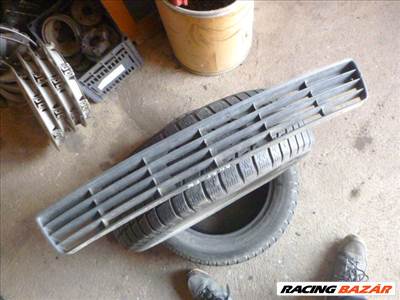 Audi A4 (B5 - 8D) B5 - 8D középső lökhárító alsó díszrács  8d0807683e