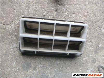 Opel Corsa C 1.2 2002 KAROSSZÉRIA SZELLŐZŐ , csomagtér szellőző 