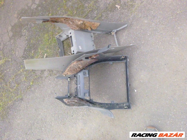 Audi A6 (C4 - 4A) váltóbox  8. kép