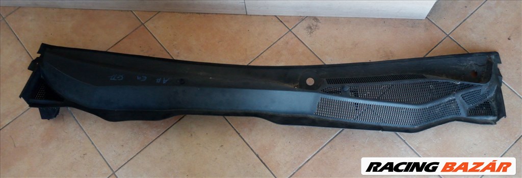 Opel Astra H levélrács  1. kép