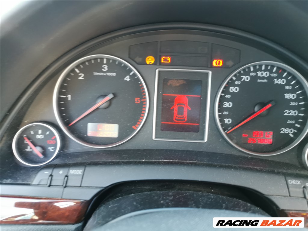 Audi A4 (B6/B7) 2.5Tdi(AKE 180Le) Quattro  bontott alkatrészei LZ5C színben eladók 16. kép