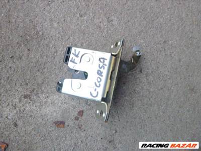 Opel Corsa C 1.2 2002 CSOMAGTÉR ALSÓ zárszerkezet  gm90534769