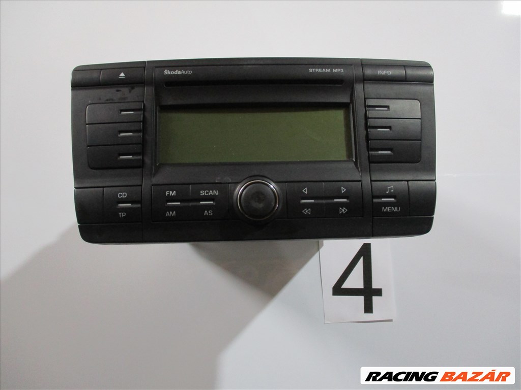 Skoda Octavia II CD rádió  1. kép