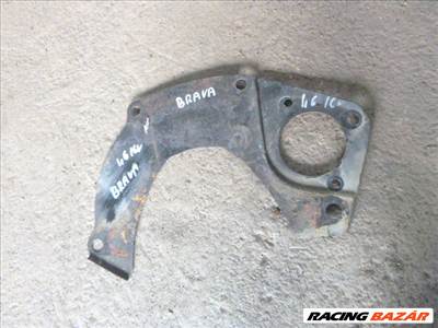 Fiat  Brava 1997 1,6 16 v lendkerékvédő lemez, motor és váltó közti lemez 