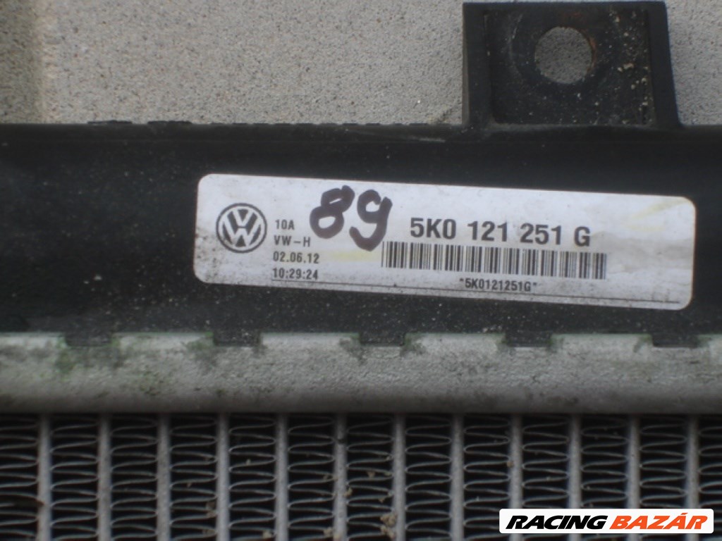 VW  Golf VI Gyári vízhűtő 5K0121251G 5. kép