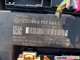 Audi A3 (8P)  Biztosítéktábla utastér belső  2. kép