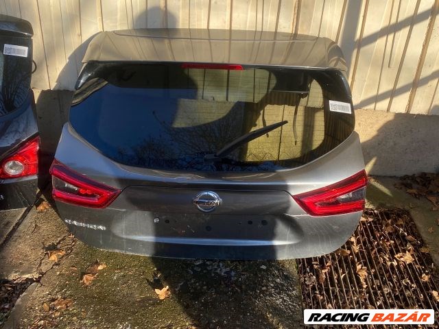 NISSAN QASHQAI J11 Csomagtérajtó szürke/kék 1. kép
