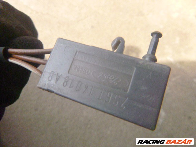 Ford Fusion 2005 ajtózár mikrokapcsoló  2s6t14018ab 4. kép