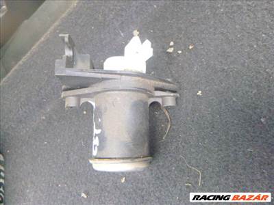 Ford Fusion 2005 csomagtérajtó zárhenger kulcs nélkül