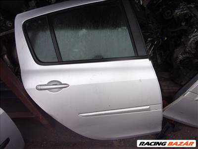 Renault Clio III jobb hátsó ajtó 