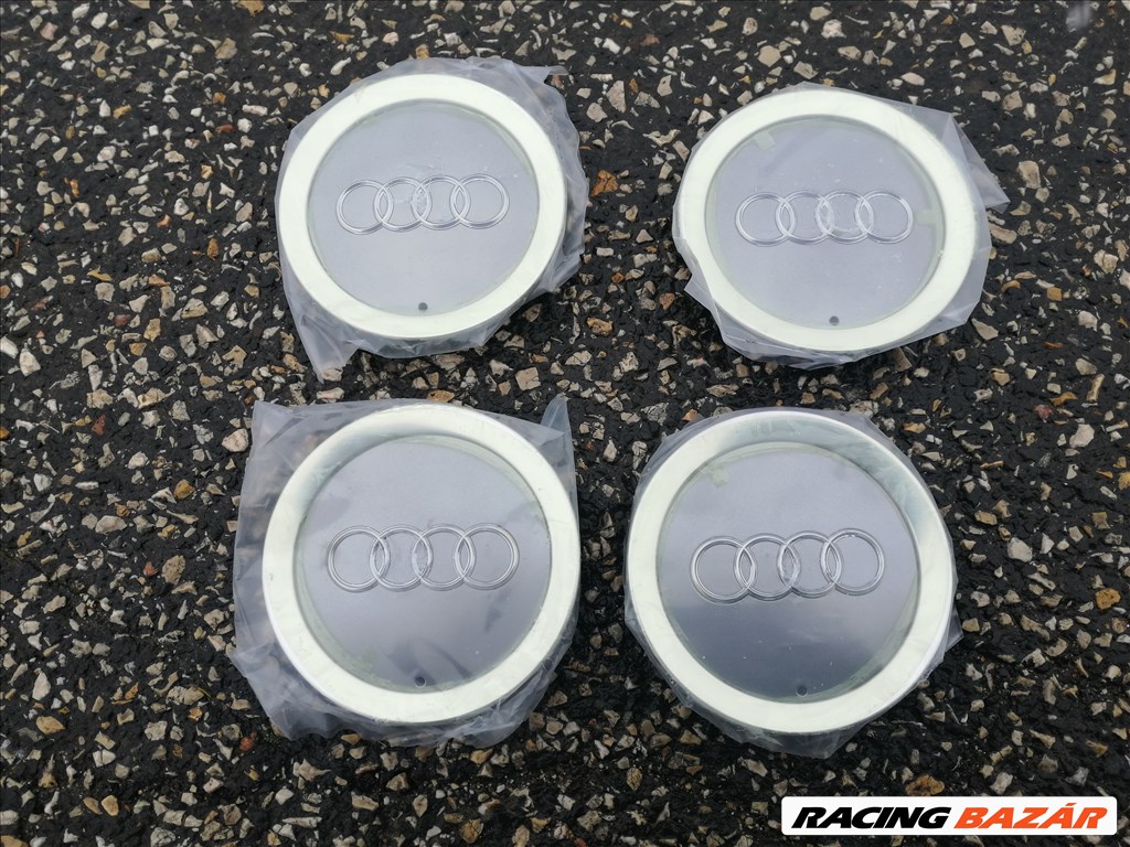 Audi Ramses felni közép eladó. 4E0601165A 1. kép