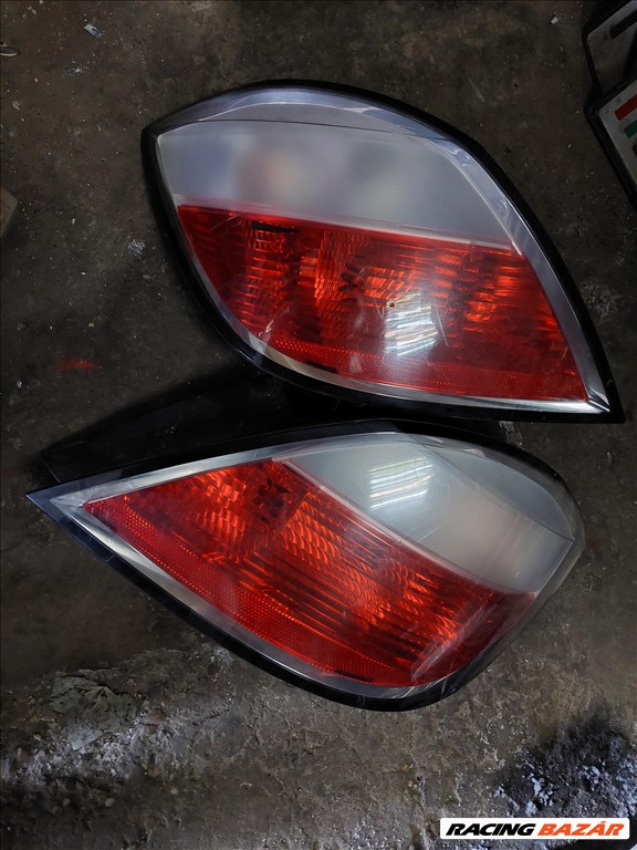 Opel Astra H bal hátsó lámpa , jobb hátsó lámpa 1. kép