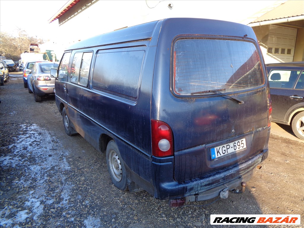 Hyundai H 100 bontott alkatrészei 2. kép