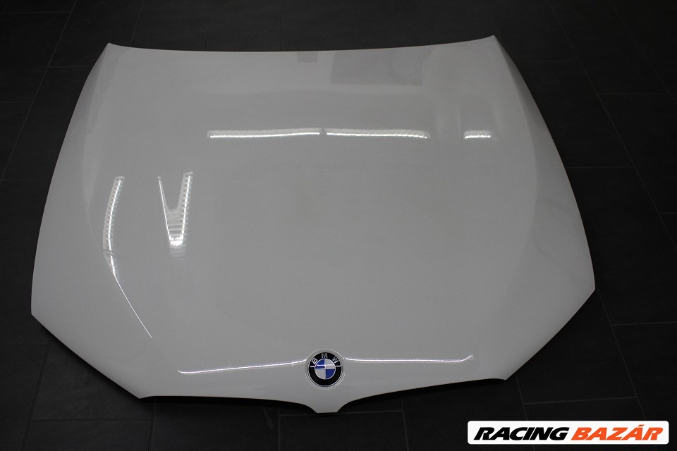 BMW 5-ös sorozat G30 motorháztető  2. kép