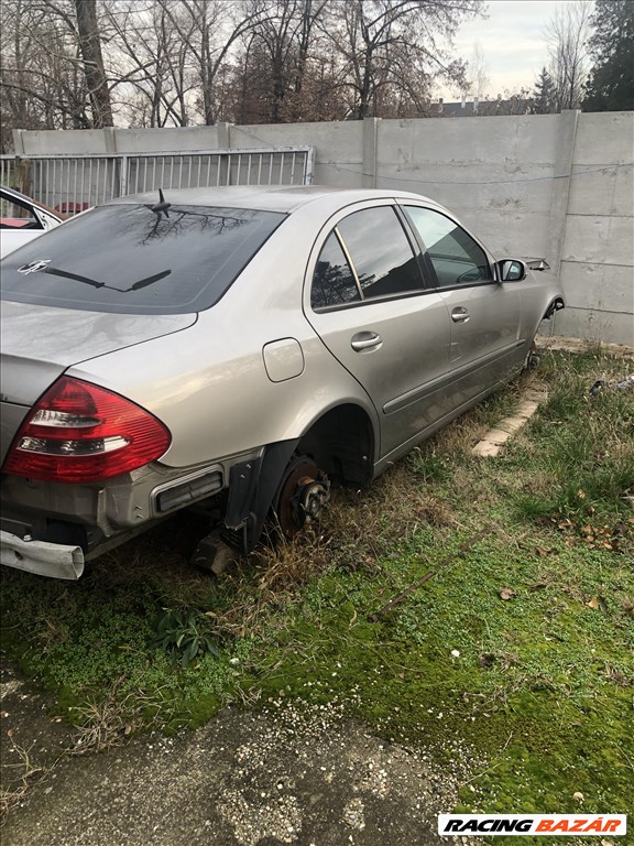 Mercedes E-osztály W211 Jobb első ajtó  1. kép