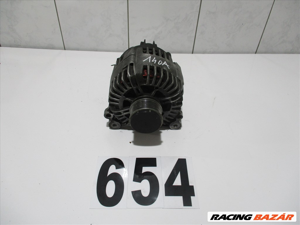 Volkswagen Passat B6 Generátor 140 A 2005-2011 06f903023c 1. kép