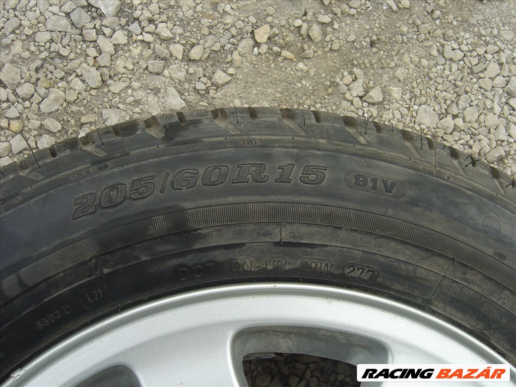 5x112 lyukosztású 15" újszerű (gyári felni) alufelni, rajta 195/60 használt Dunlop nyári gumi gumi  9. kép