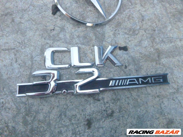 Mercedes CLK 320 W208 csomagtérajtó embléma  6. kép
