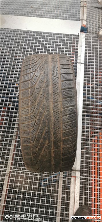  255/4019" 1db használt Pirelli Sottozero Winter 240, 100 V téli gumi  1. kép