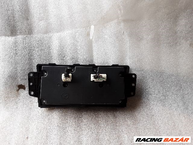 MAZDA 6 Fűtéskapcsoló  gdn361190a 1. kép