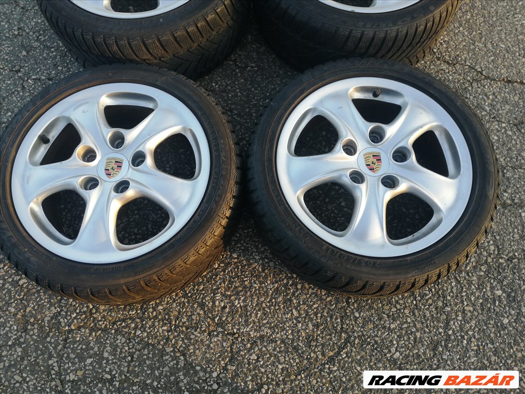 Porsche 911/ 993 gyári kétszéles alufelni szett jó állapotú dunlop gumikkal eladó! 2. kép