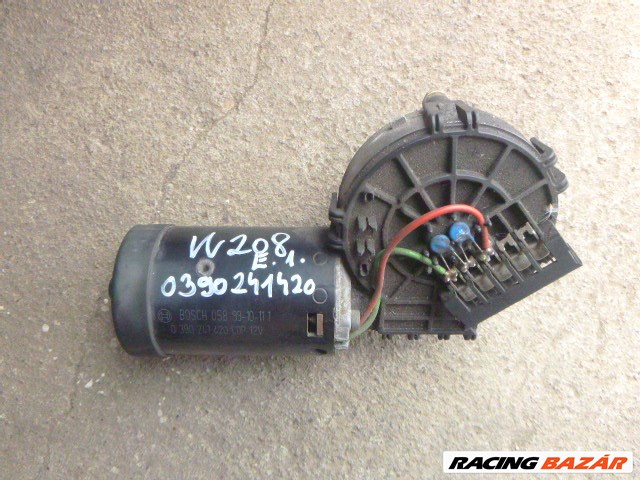 Mercedes CLK 320 W208  W 210  ELSŐ ablaktörlő motor BOSCH 0 390 241 420  0390241420 1. kép