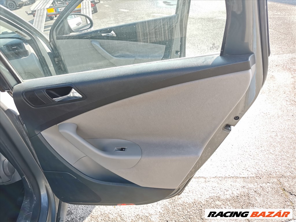 Volkswagen Passat B6 Variant 2.0 TDI gyári karosszéria elemek LA7T színben eladók la7tb63c passat20tdi 8. kép