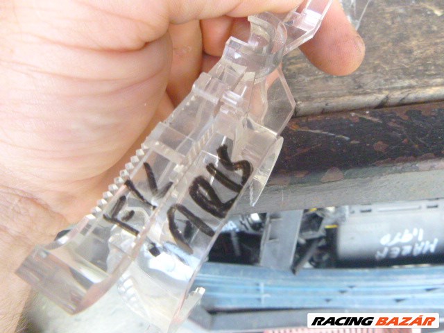 Toyota Yaris (XP10) FŰTÉSKAPCSOLÓ, VILÁGÍTÁS RÉSZE 2004  3. kép