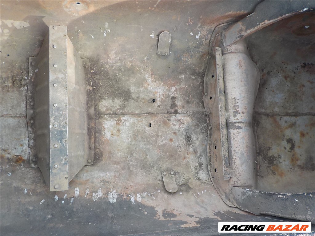 DUNA,OLDTIMER ALUMINIUM OLDALKOCSI,ADATTÁBLA-ÉS PAPIROK NÉLKŰL ELADÓ 34. kép