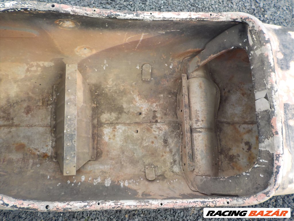 DUNA,OLDTIMER ALUMINIUM OLDALKOCSI,ADATTÁBLA-ÉS PAPIROK NÉLKŰL ELADÓ 42. kép