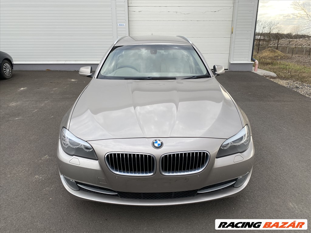 BMW 520 (F10/F11) bontott alkatrészei 5. kép