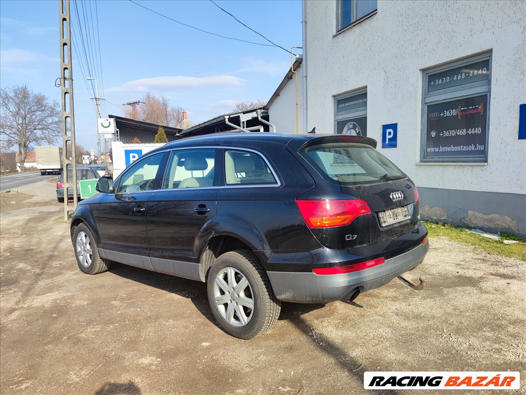 Audi Q7 4L 3.0 tdi BUG motorkódos gépjármű minden alkatrésze eladó. 3. kép