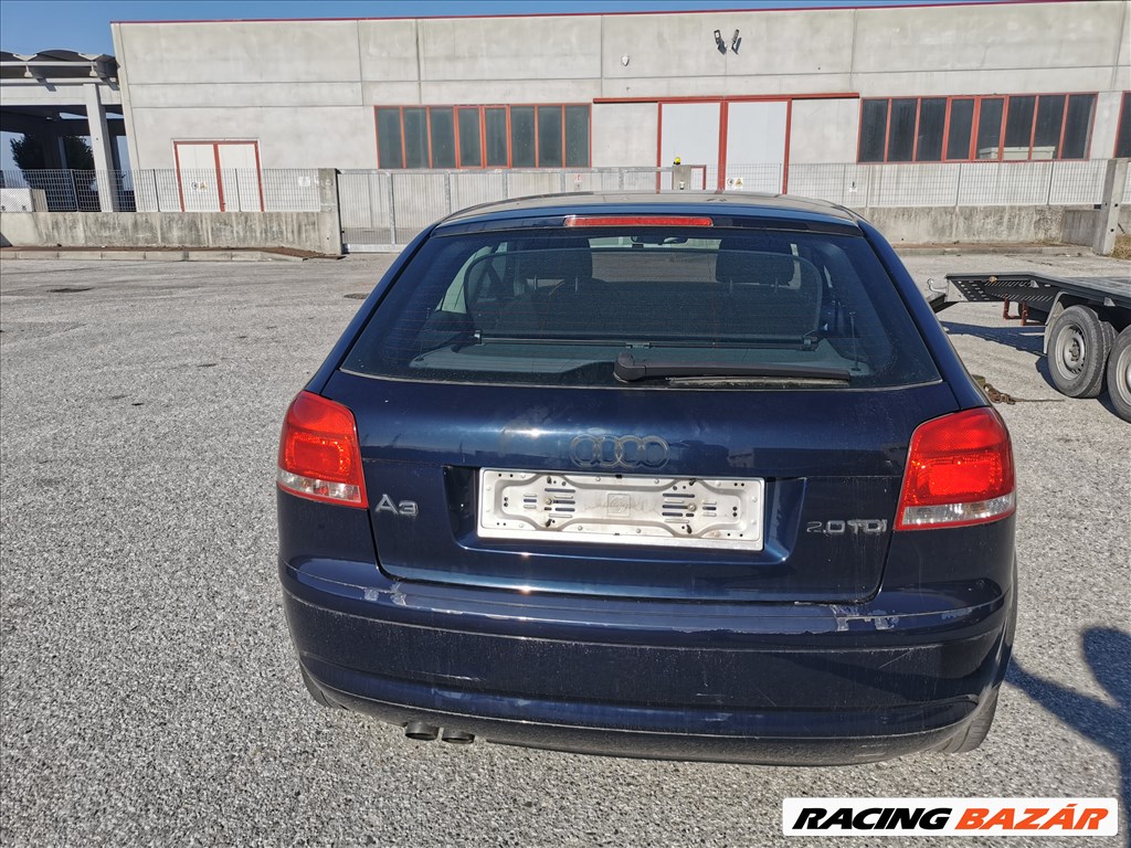 Audi A3 (8P) 2.0Tdi(BKD694959)gyári rozsdamentes bontott alkatrészei, LZ5J színben eladók 6. kép