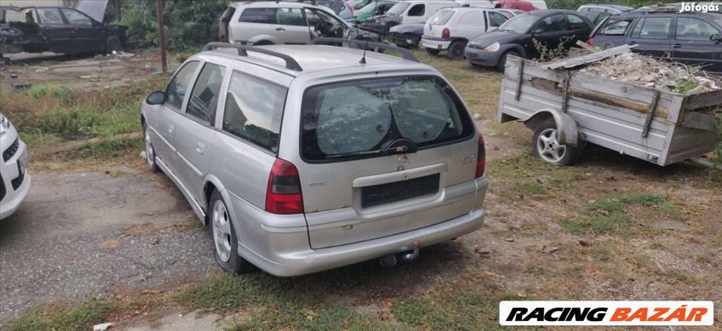 Opel Vectra B bontott alkatrészei 1. kép