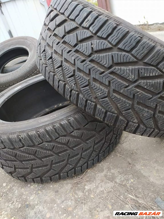 Sebring téligumi 245/40 R18 Téi gumi 98%-os Sebring 1. kép