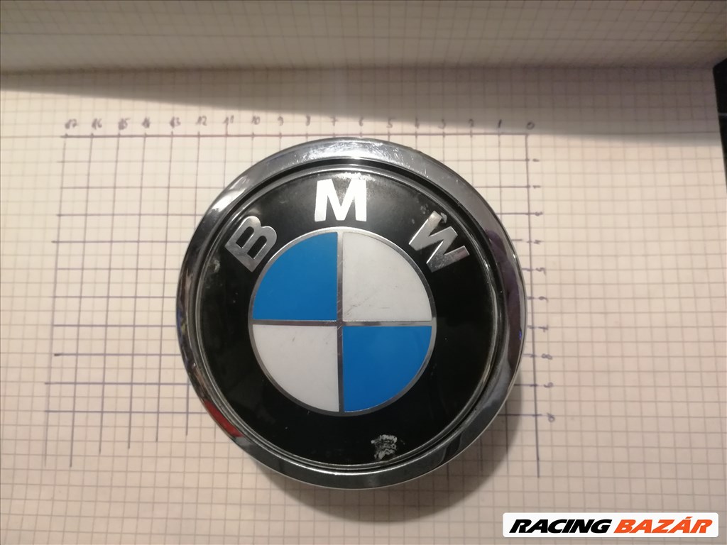 BMW 1-es sorozat E81, E82, E87, E88 csomagtérajtó embléma, kilincs eladó. 51247207933 1. kép