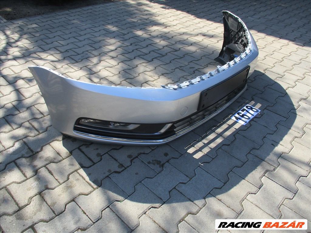 Volkswagen Passat B7 VolksWagen Passat B7 első lökhárító ködlámpás  2. kép