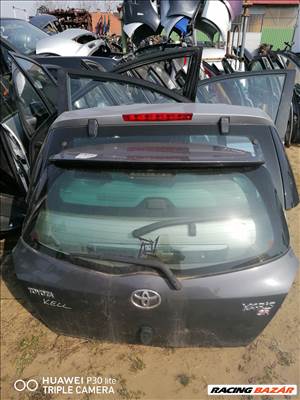 Toyota Yaris (XP90) Csomagtér ajtó 