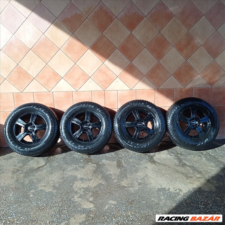 NISSAN D40 17" ALUFELNI 6X114,3 TÉLI 265/70R17 GUMIVAL OLCSÒN!!!!! 1. kép