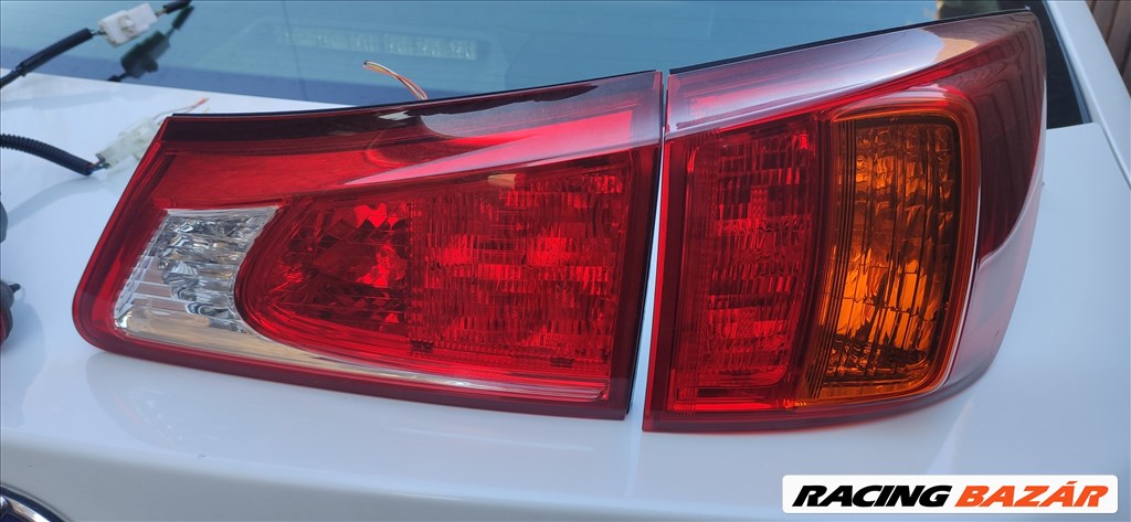 Lexus Is250, is220d, is200d faceliftes hátsó lámpa 2. kép