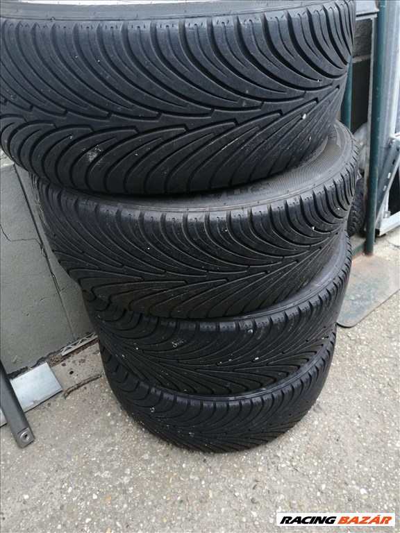 Mercedes 16" alufelni, 205/55 újszerű Roadstone nyári gumikkal eladó.  8. kép